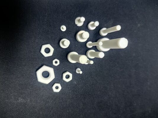 vis à oxyde d'aluminium