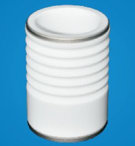 Réactions de la céramique au métal