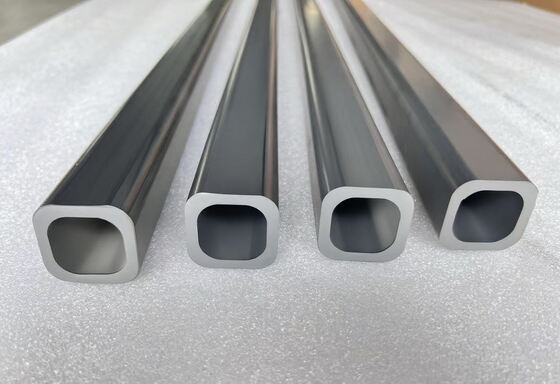 Faisceau carré SSiC avec résistance à l'oxydation à haute température et gestion thermique supérieure pour les fours industriels