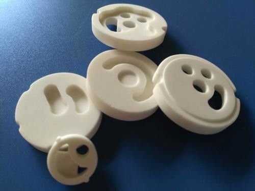 ÉLÉMENTS EN CÉRAMIQUE INDUSTRIELS D'INTERRUPTION ET DE SOUPAPES DE COMMANDE, ROBINETS À TOURNANT SPHÉRIQUE, PAIRES DE COMMANDE DE PUISSANCE, SOUPAPE À DISQUE, MONTAGE, SOUPAPES À VANNE