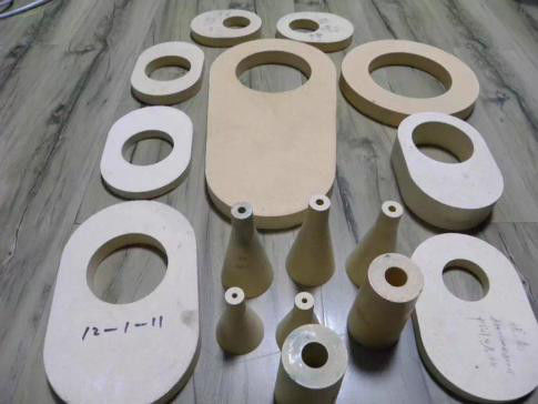 POUDRE MONOCLINIQUE FONDUE DE ZIRCONE, ZIRCONE STABILISÉE PAR CALCIUM FONDUE, ZIRCONE STABILISÉE PAR MAGNÉSIE FONDUE