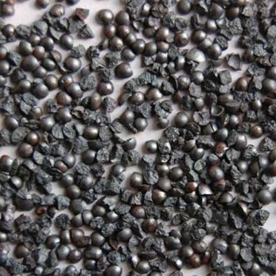 POUSSIÈRE ABRASIVE et TIR EN ACIER, nettoyage de soufflage, dérouillage, de grenaillage à écrouissage, grenaillage, traitement préparatoire
