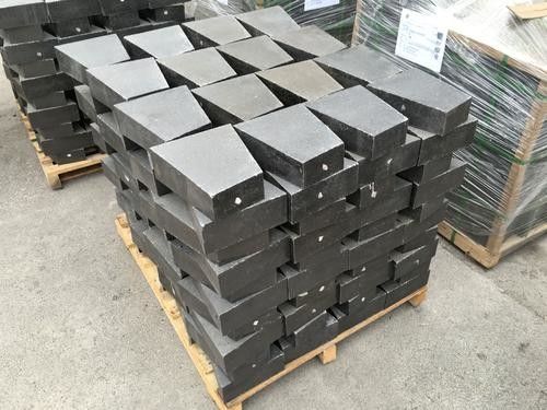 LES BRIQUES DE CARBURE DE SILICIUM, NITRURE DE SILICIUM ONT COLLÉ LA BRIQUE DE SIC, FOURS À HAUTES TEMPÉRATURES ET AUX USINES D'INCINÉRATION DES DÉCHETS