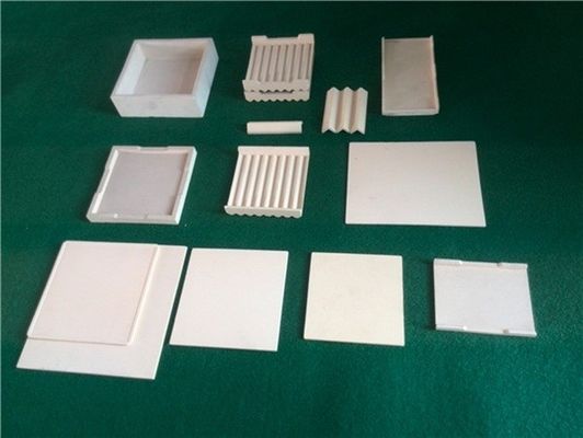 Densité de l'épaisseur 3.6g/cm3 des meubles 2mm de four à alumine de grande pureté