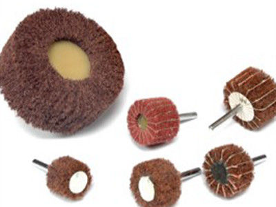 Abrasifs non-tissés