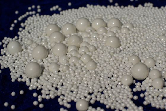 La zircone de meulage humide de céramique d'oxyde de zirconium a durci des perles et des boules d'alumine