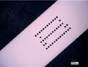 Usinage par vibration ultrasonique pour le perçage de micro-trous dans des composants en céramique